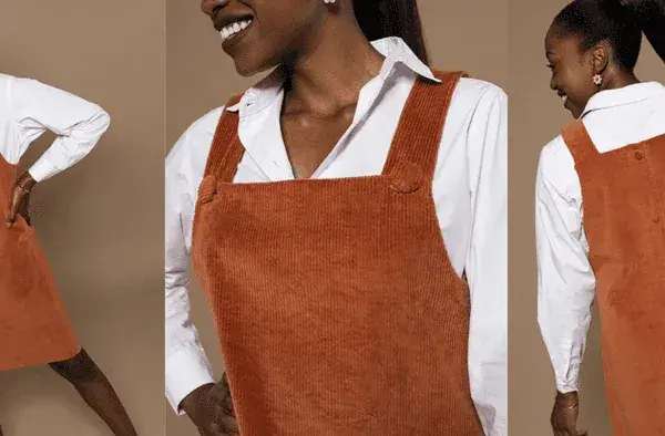 Trois vues d'une robe chasuble orange en velours côtelé, portée sur une chemise blanche.